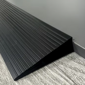 Rubber ramp versatile
